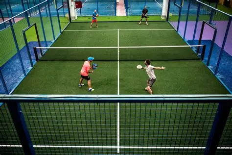 Penyewa Lapangan Padel
